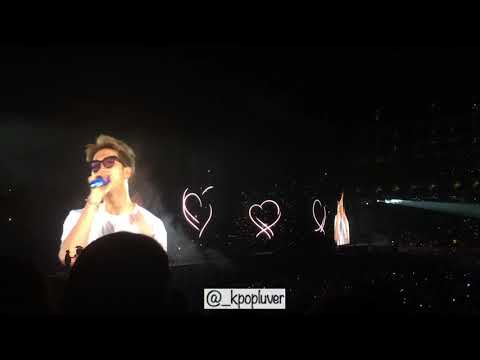 190519 BTS at Metlife D-2 Ending Photo Time and Army Bomb Wave