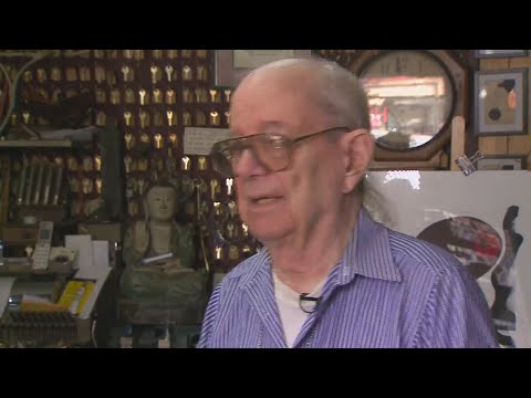 Chicago locksmith now offers something more than just keys after nearly 60 years