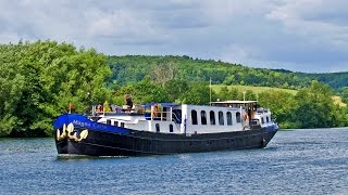 River Thames Cruise aboard the 8 passenger Magna Carta