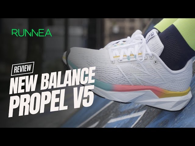 Vídeo relacionado con New Balance FuelCell Propel v5 Zapatillas para Correr para Mujer Black/Steel/White 40/W