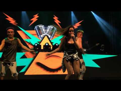 Deixa Ele Sofrer (ao vivo) - Anitta