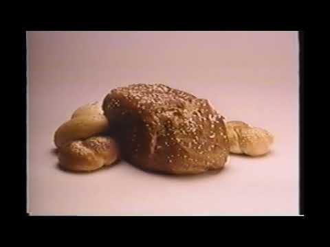 The Breadman Plus Guide to Healthy Breadmaking