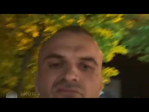 Shoqerohet ne komisariat Aleks Visha! Revoltohen ndjekesit…