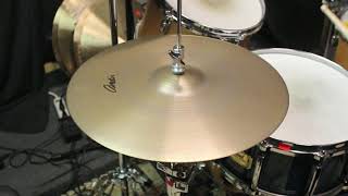 Video thumbnail for Zildjian 15" Avedis Hi Hats - 1100g/1452g by The Drum Shop - Portland, Maine