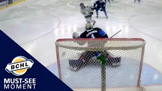 Must-See Moment: Noah Leibl steals the puck and scores on a shorthanded breakaway