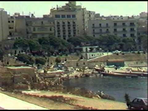 Ejjew Turisti w Hbieb Ha Dgawdu Maghna : David Azzopardi -  unplugged