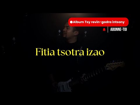 Johasina - Fitia tsotra izao ft. Jaws band