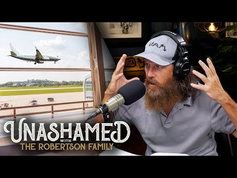 Jase Loses His Cool at the Airport & Living As the Irish Live | 1144