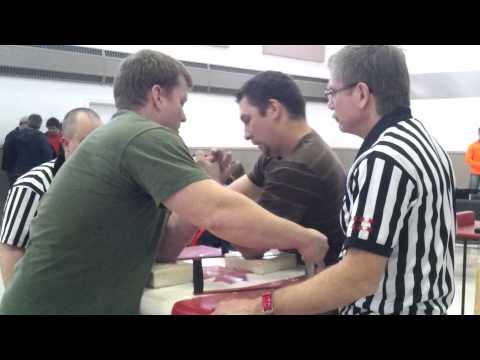 Mark MacPhail vs Timothy Pie (left hand)