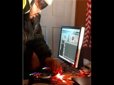 #djgear #djequipment #instadj #djlifestyle #heydj #pioneerdjs #edmlovers #djlive #djslife #housemusi