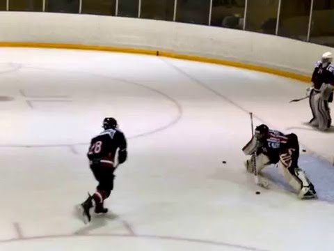 Novice élite Gottéron 03   Kloten 02