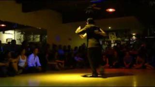 Ariadna Naveira y Fernando Sánchez en la Milonga 10 (19.06.2010) 3/4