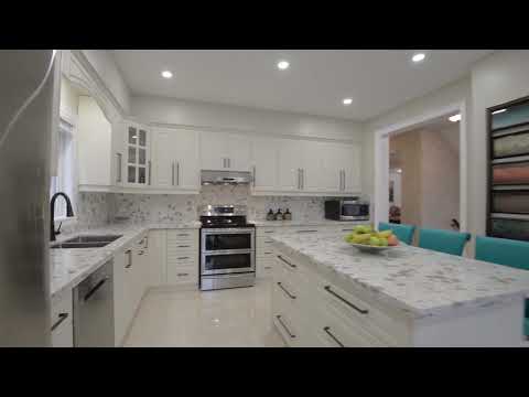 10 Laurentide Crescent, Brampton, Ontario, L6P 1Y4