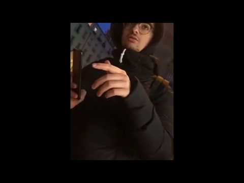 Mr Boris Becker intimide un jeune dans la rue, c’est trop marrant 🤣🤣🤣