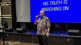An American Trilogy  -  Jeff Stacey cruise ship karaoke performance of the Elvis Presley song