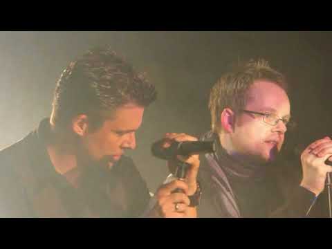 !distain - conversation overkill (live in Cologne)