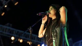 Sona Mohapatra sings Ambarsariya @ "My Jashn" 2016 Pune for Capgemini