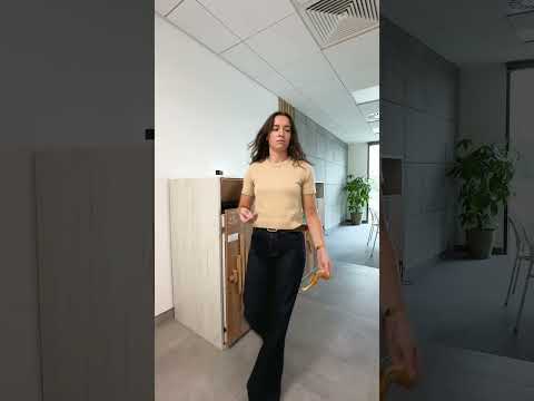 Vasco Translator V4 vs. Clumsy Hands – Will It Survive?