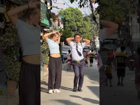 Who saw it coming?🤯🇵🇭 #philippines #trend #police #dance