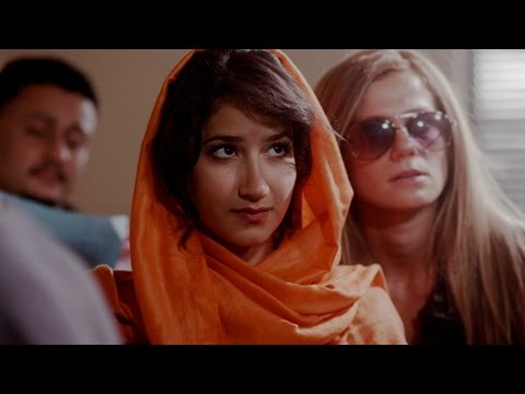 Farah Goes Bang (Clip 1)
