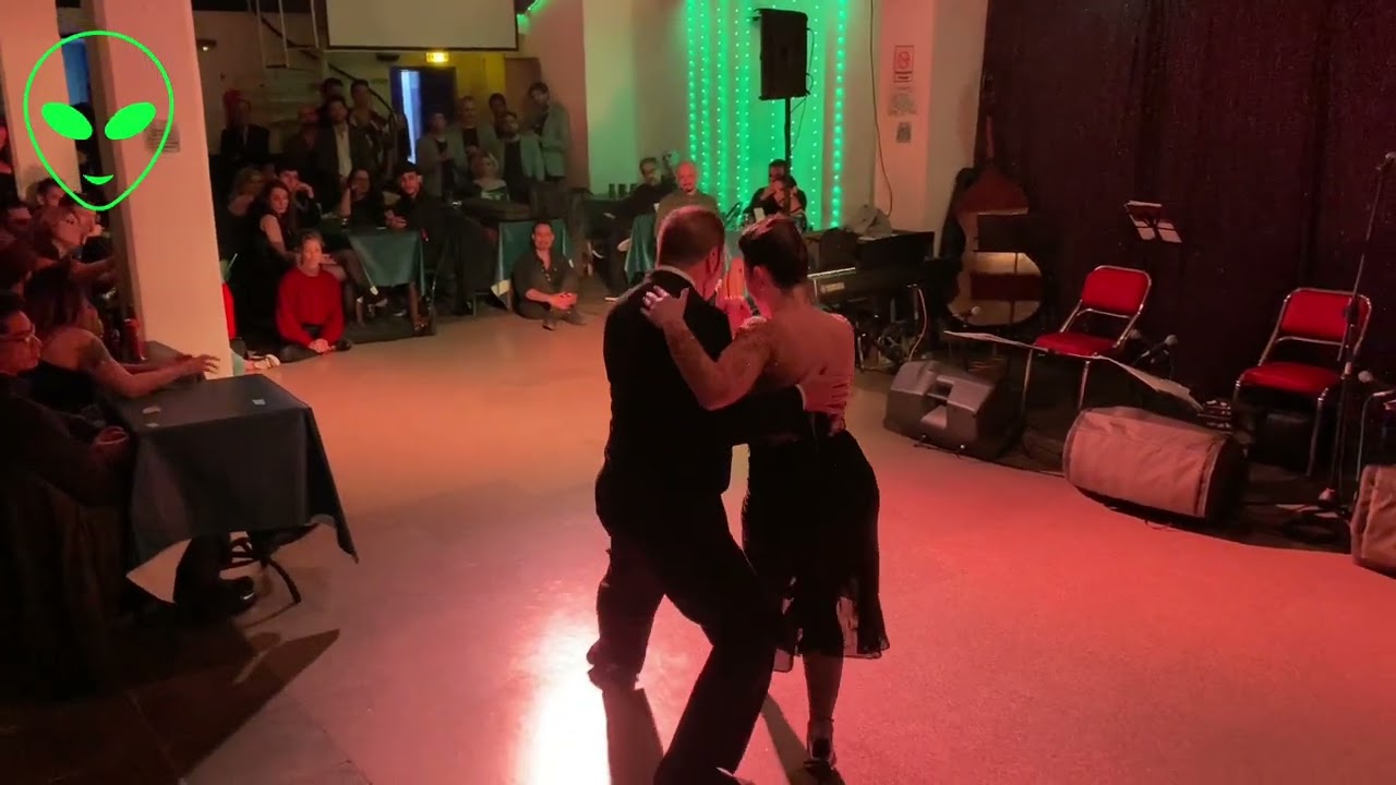 Cristina Sosa y Daniel Nacuccio - En Juernes Milonga - (2/2)