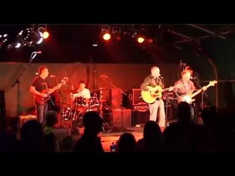 Denny Lloyd Band performing 'What Am I Doing' Live at Farmer Phil Fest