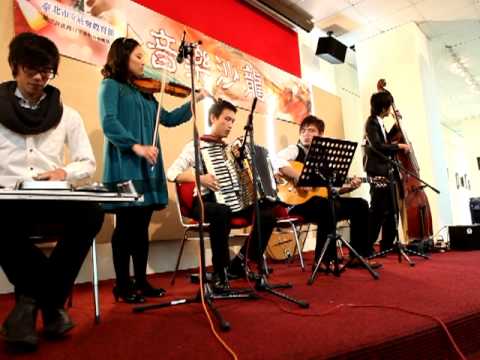 DarkEyes Gypsy Jazz Band -Double scotch