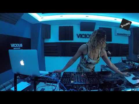 Francesca Faggella in FUNK DA HOUSE  Streaming live on Vicious Radio