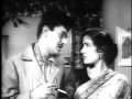 Madhubala Catches Dev Anand Red Handed Most Famous Scene Jaali Note