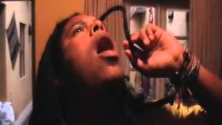 Download lagu Smoking Dread mp3 Download lagu Smoking Dread mp3