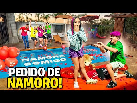 Emilly Vick |  O WAZE PEDIU A JULIA EM NAMORO *É oficial