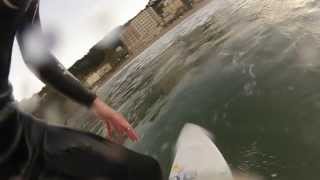 preview picture of video 'Surfeando en Deba con la Gopro Hero2'