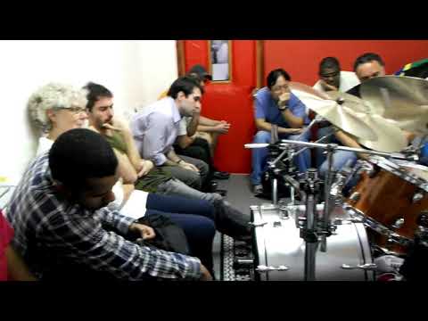 Master drummer Colin Bailey workshop at Escola de Música Diego Scliar Copacabana Rio de Janeiro