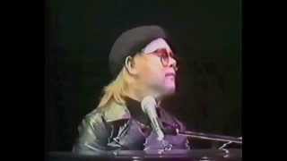 Elton John - Roy Rogers (Live at Wembley Empire Pool 1977)