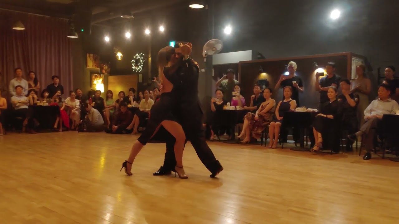 Dana Zampieri & Luciano Paulino