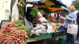 preview picture of video 'Discover Ireland - All about food in Dingle 2011'