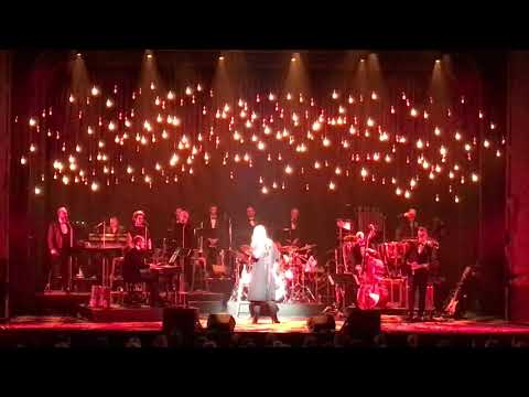 download lagu mp3 mp4 Stad I Juleljus, download lagu Stad I Juleljus gratis, unduh video klip Stad I Juleljus