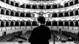 "Le luci della centrale elettrica"  -  "Per combattere l'acne"