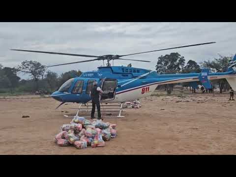 Desarrollo Social realiza asistencia aérea a comunidades de Rivadavia Banda Sur aisladas por lluvias