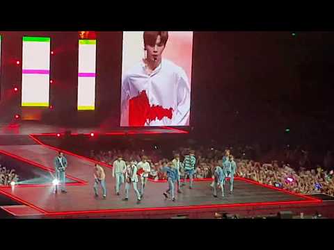 170923 WANNA ONE 워너원 - BURN IT UP (활활) | KCON AUSTRALIA [FANCAM]