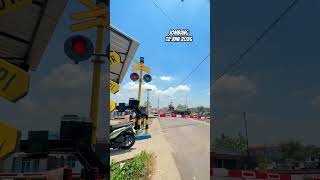 Download lagu Rambu X Patah di Perlintasan Kereta Api JPL 61 Stasiun Sumobito Sirine Multec mp3 Download lagu Rambu X Patah di Perlintasan Kereta Api JPL 61 Stasiun Sumobito Sirine Multec mp3