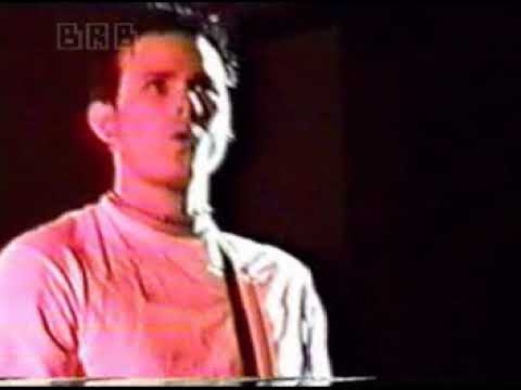 Blink 182 - Live 09-05-1998 Riverside California - 07- Josie