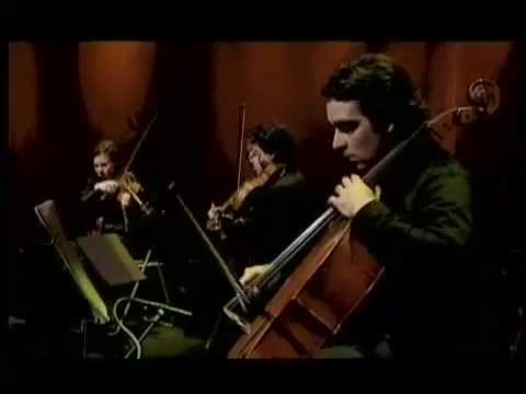 A Estrada by  Rodrigo Leao