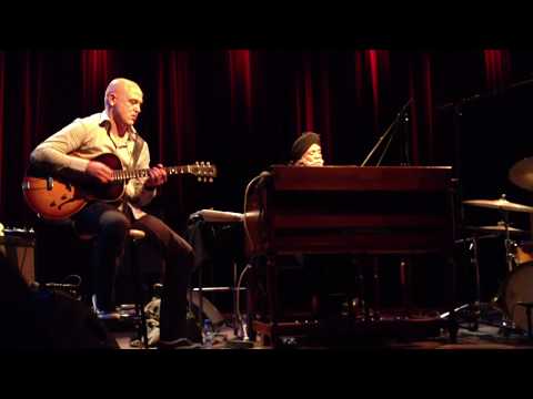 Dr. Lonnie Smith Trio - Bimhuis Amsterdam 2012