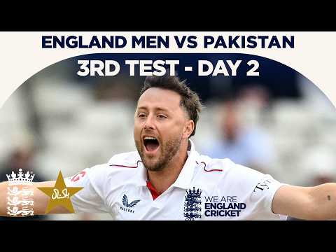 Ollie Robinson First Over Magic AGAIN | Highlights - England v Pakistan Day 2 | Rothesay Test 2026