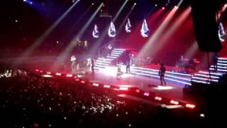 Laura Pausini Live @ Caserta 28 03 09 - Medley rock: Benedetta passione