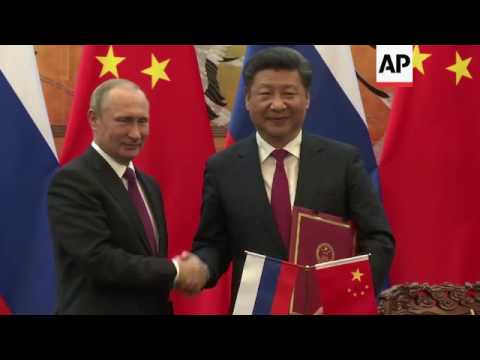 Chinese and Russian leader sign agreements