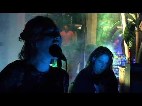 Laveda "Springtime" at Desperate Annie's 8/22/19
