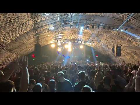 Enrico Sangiuliano plays "Antonio D'Africa, Sall - Mind Hunters (Original Mix) [Riot Recordings]"