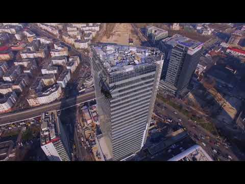 CGI Spider - Crawling on Real Building